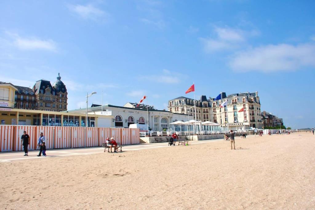 L'Evasion Marine A La Plage 2P Houlgate Esterno foto
